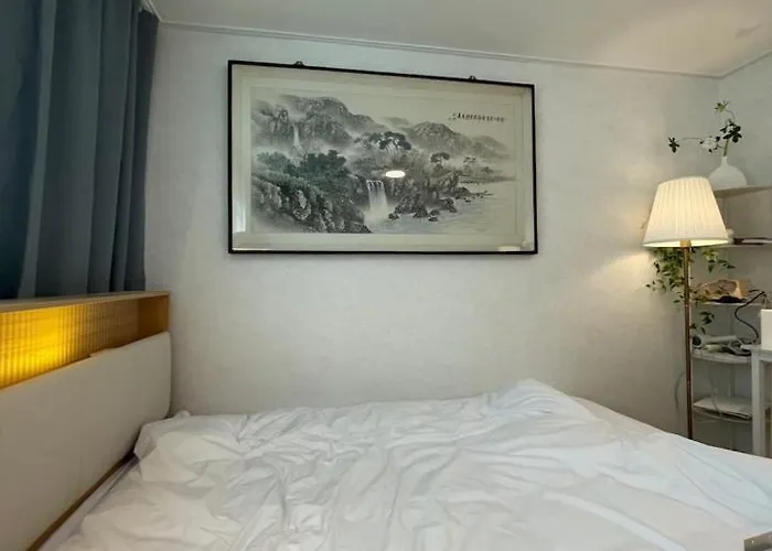 Apartment 플로팅 클라우드