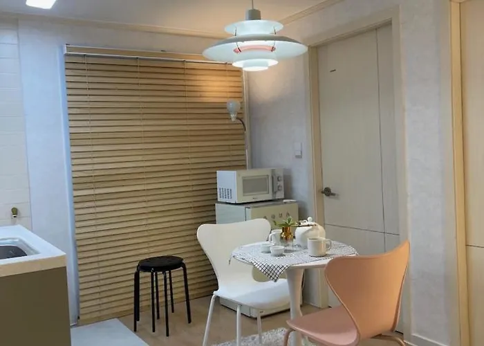 Apartment 플로팅 클라우드 *