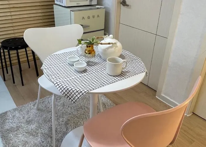 Apartment 플로팅 클라우드 *